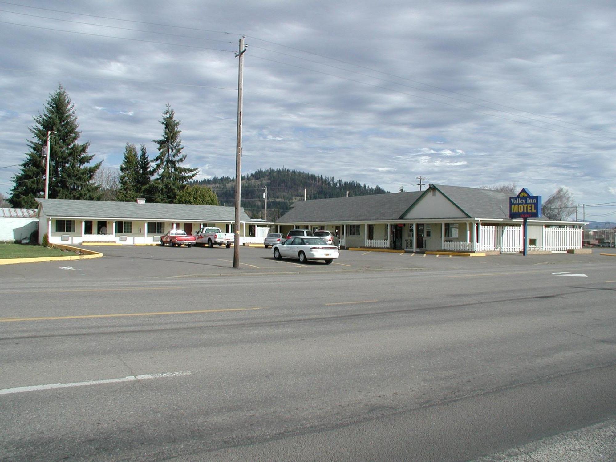 Valley Inn - Lebanon Oregon Εξωτερικό φωτογραφία