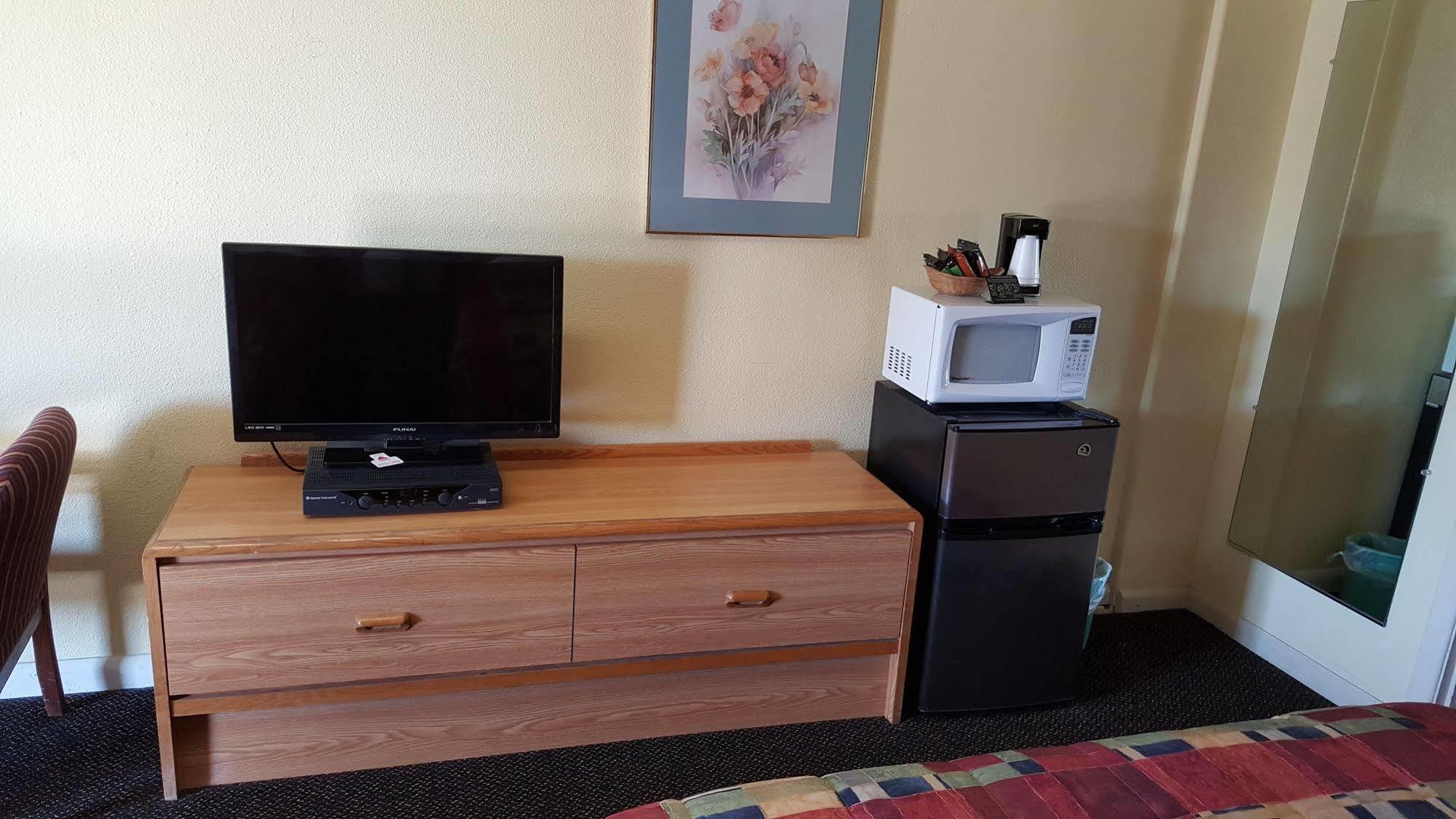 Valley Inn - Lebanon Oregon Εξωτερικό φωτογραφία