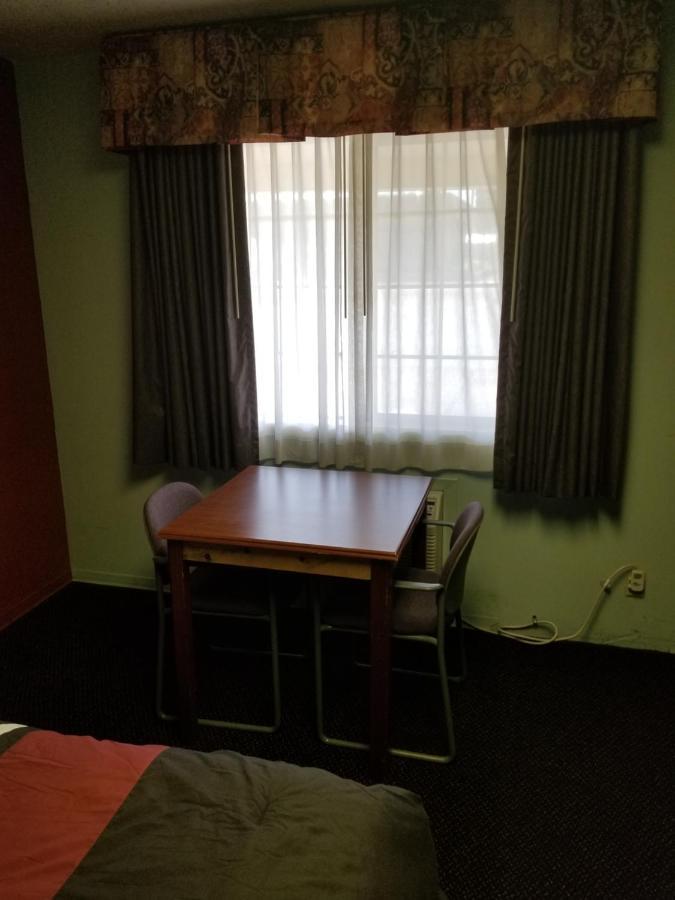 Valley Inn - Lebanon Oregon Εξωτερικό φωτογραφία